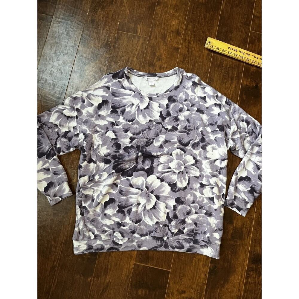 Athleta Purple Floral Print Pullover Casual Comfort Athletic Work Out size L
